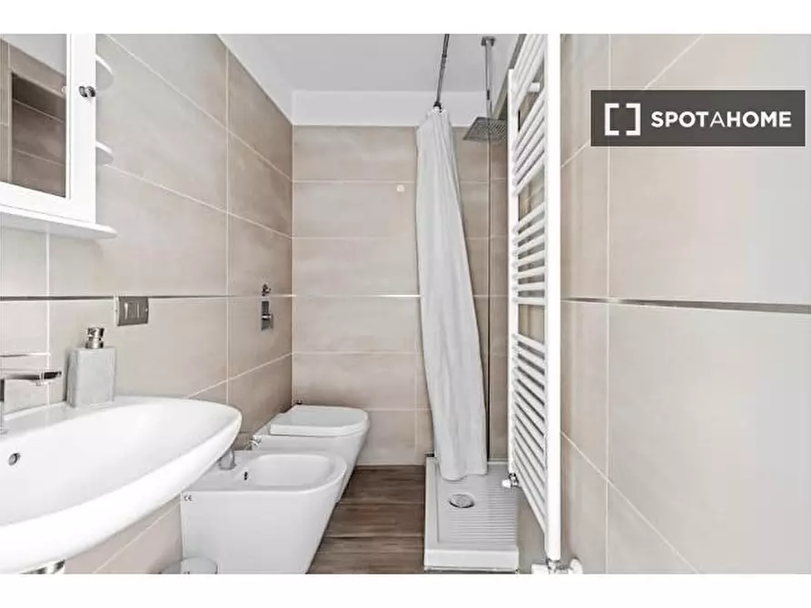 Immagine 5 di Appartamento in affitto  in Viale Monza a Milano