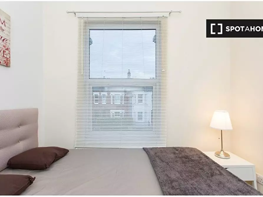 Immagine 12 di Camera condivisa in affitto  in Lower Richmond Rd. a Wandsworth