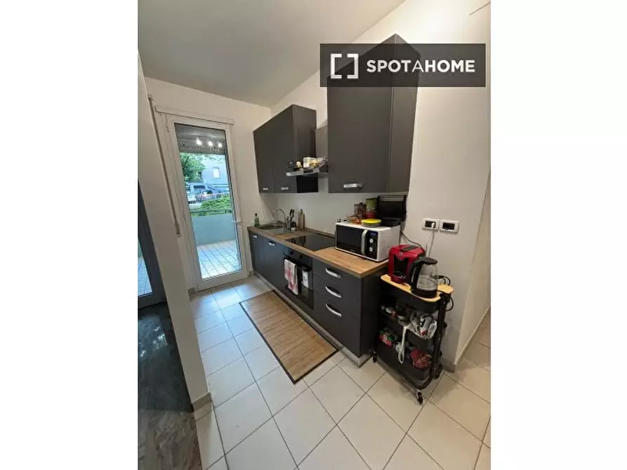 Immagine 3 di Camera condivisa in affitto  in Via Monte Cengio a Padova