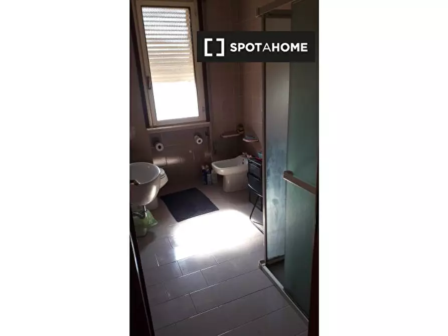 Immagine 5 di Camera condivisa in affitto  in Via Ugo Polonio a Padova