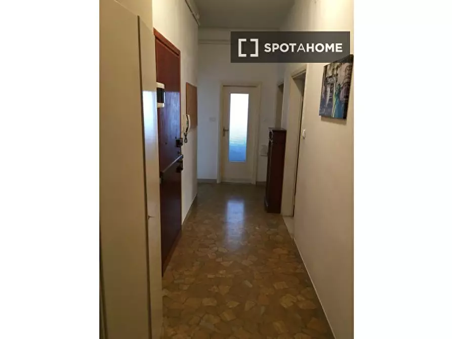 Immagine 14 di Camera condivisa in affitto  in Via Filippo Turati a Bologna