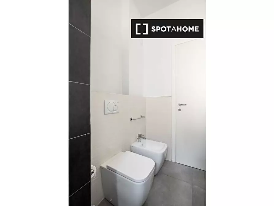 Immagine 13 di Appartamento in affitto  in Via Giovanni Lorenzo Bernini a Bologna