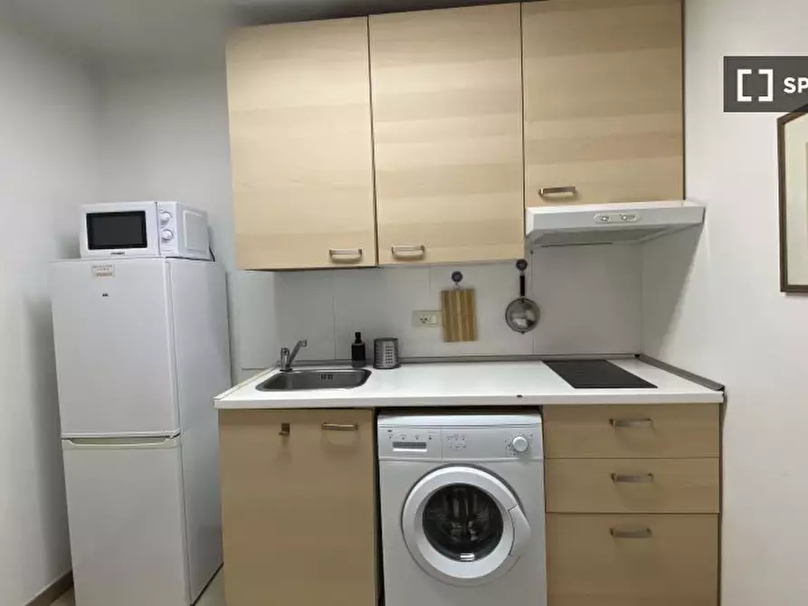 Immagine 4 di Ufficio in affitto  in Via Teano a Roma