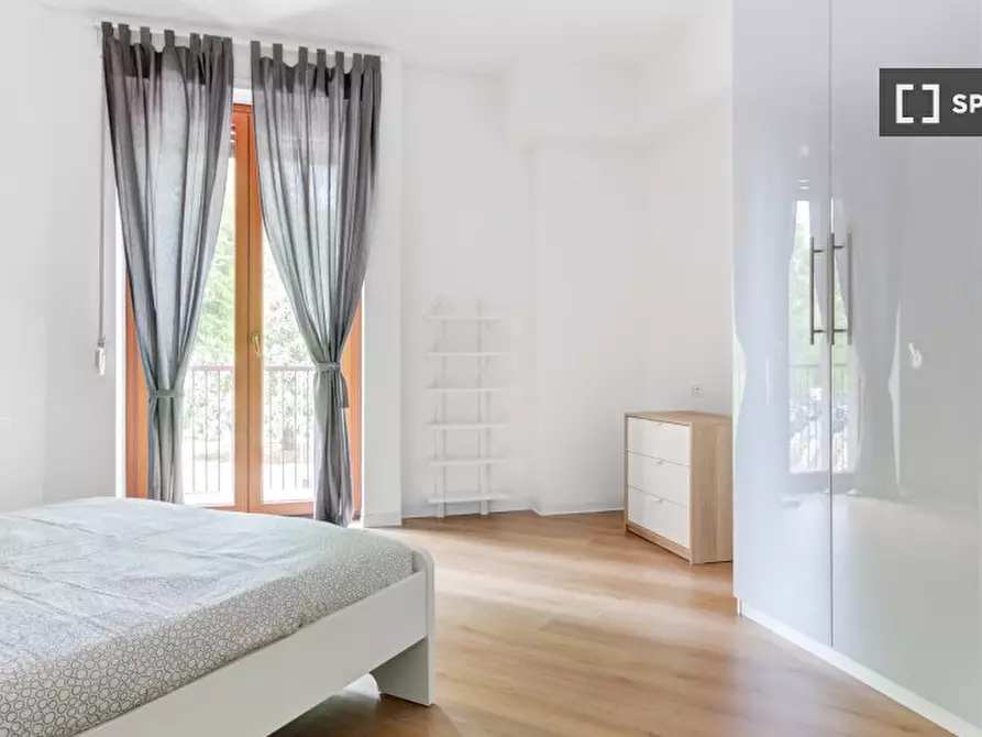 Immagine 1 di Camera condivisa in affitto  in Via Stromboli a Milano