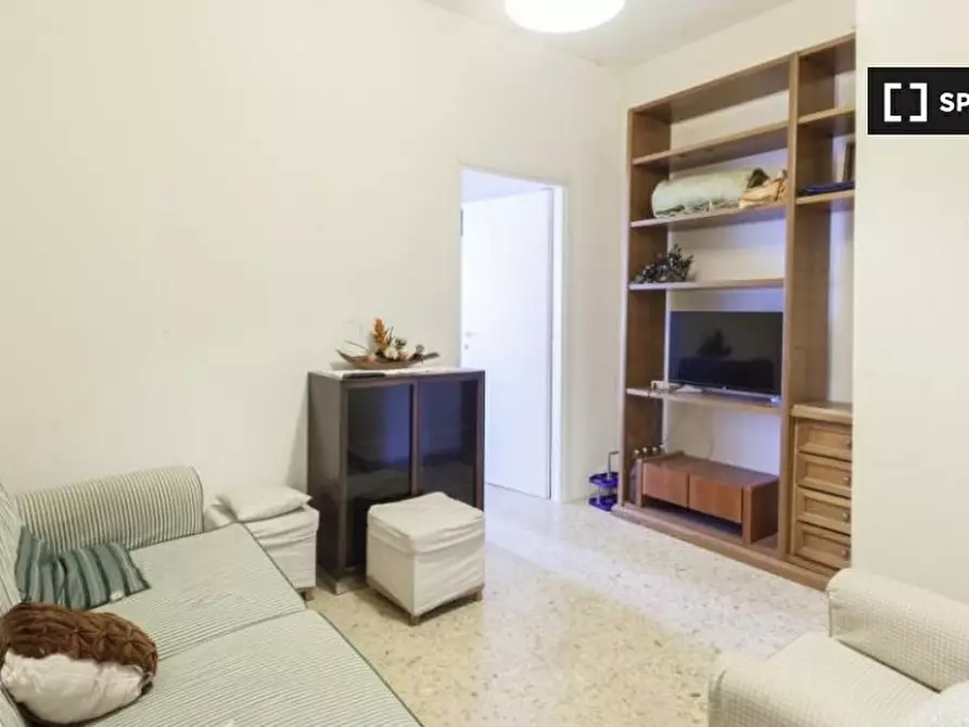 Immagine 4 di Camera condivisa in affitto  in Via Giovanni Targioni Tozzetti a Firenze