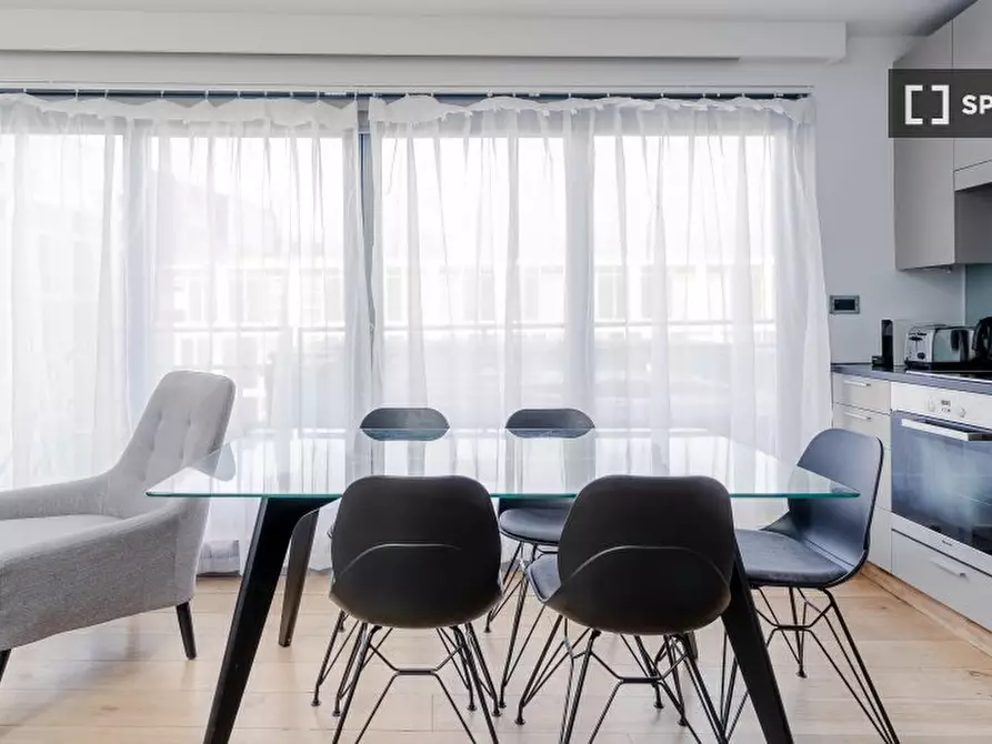 Immagine 16 di Appartamento in affitto  in Apartment a Kensington