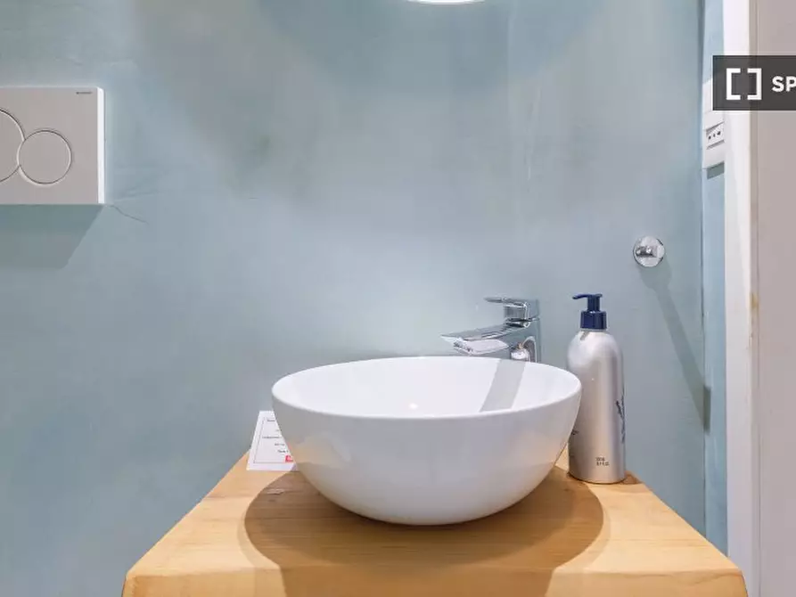 Immagine 16 di Appartamento in affitto  in Via Giuseppe Massarenti a Bologna