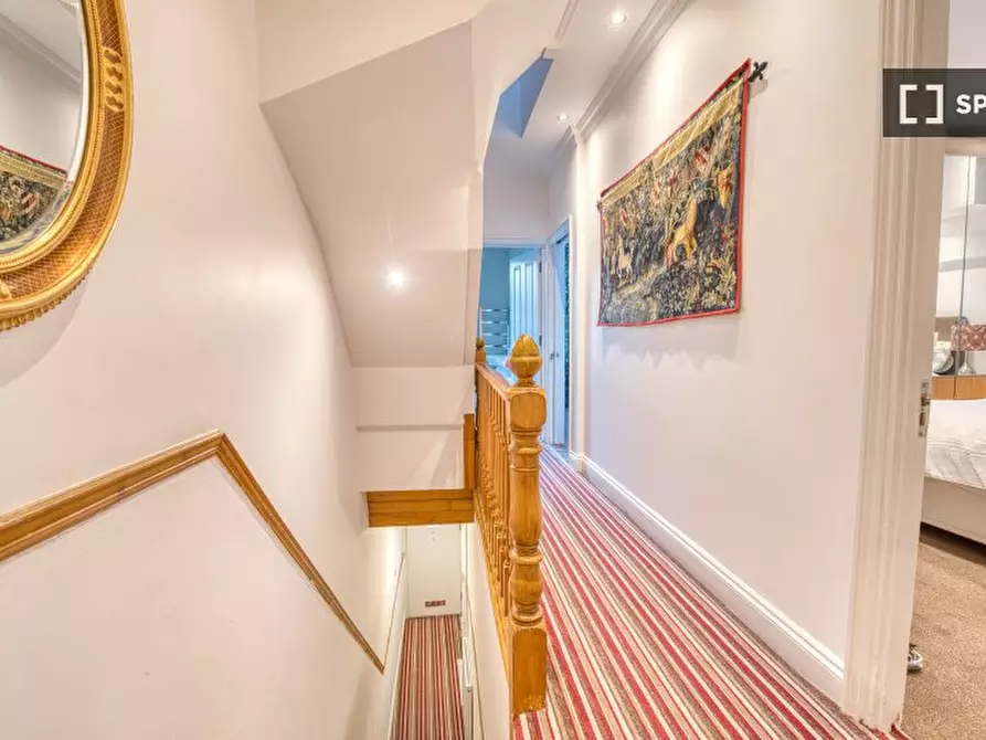 Immagine 7 di Appartamento in affitto  in Spruce Hills Rd a Walthamstow