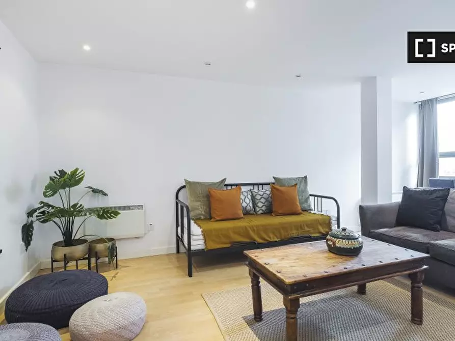 Immagine 4 di Appartamento in affitto  in New Park Rd a Lambeth