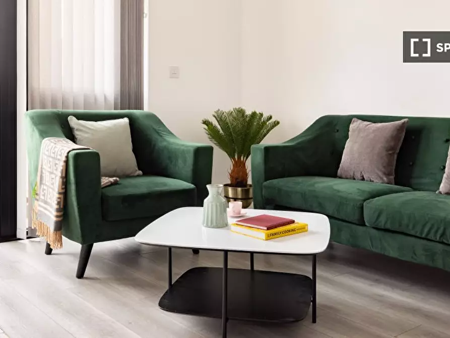 Immagine 5 di Appartamento in affitto  in Harlequin Ave a Hounslow