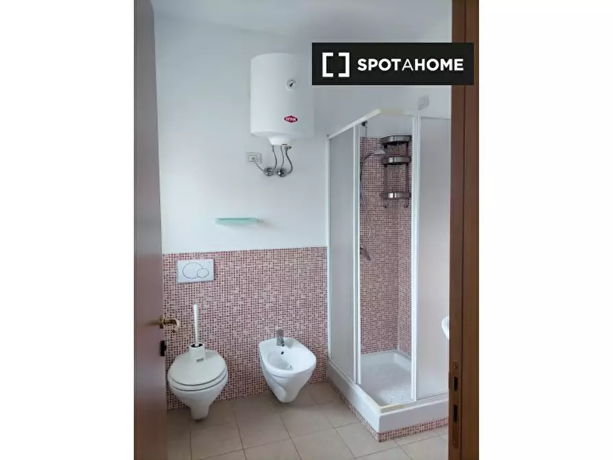 Immagine 5 di Ufficio in affitto  in Viale della Venezia Giulia a Roma