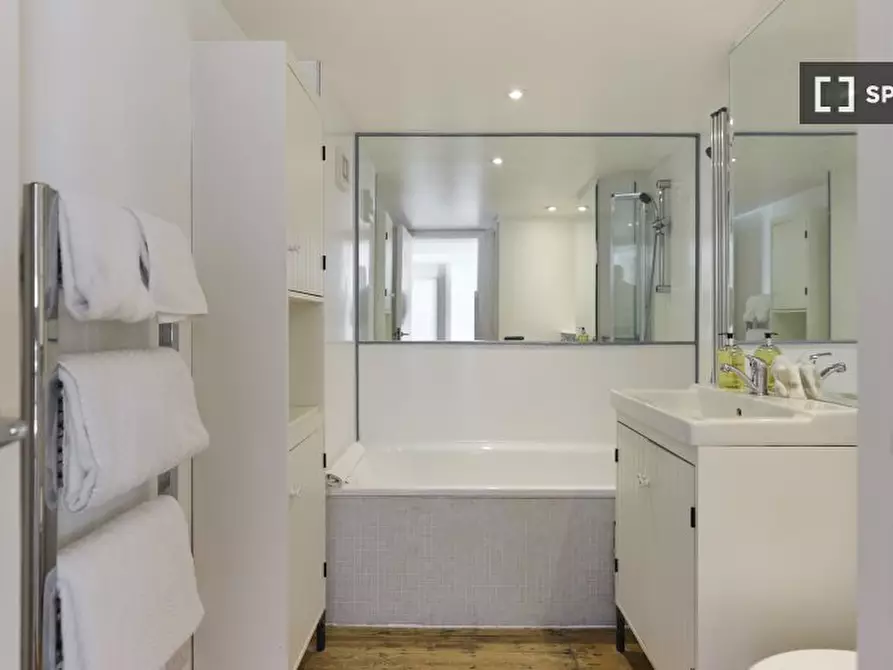 Immagine 7 di Appartamento in affitto  in Cormont Road a Camberwell
