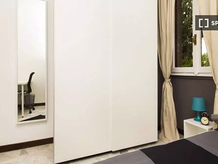 Immagine 3 di Camera condivisa in affitto  in Via Salvatore Barzilai a Milano