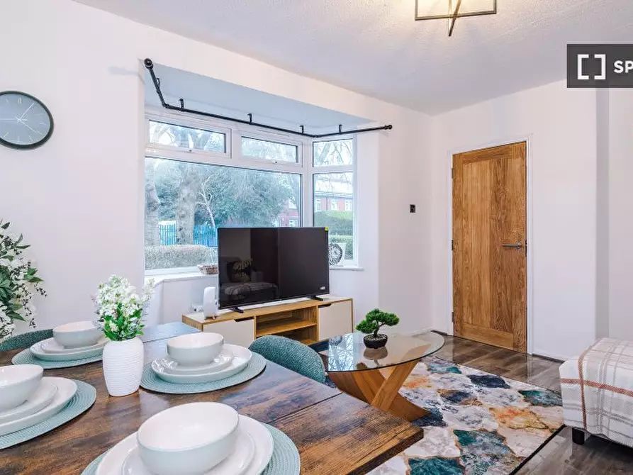 Immagine 5 di Appartamento in affitto  in Peel Hall Rd a Manchester