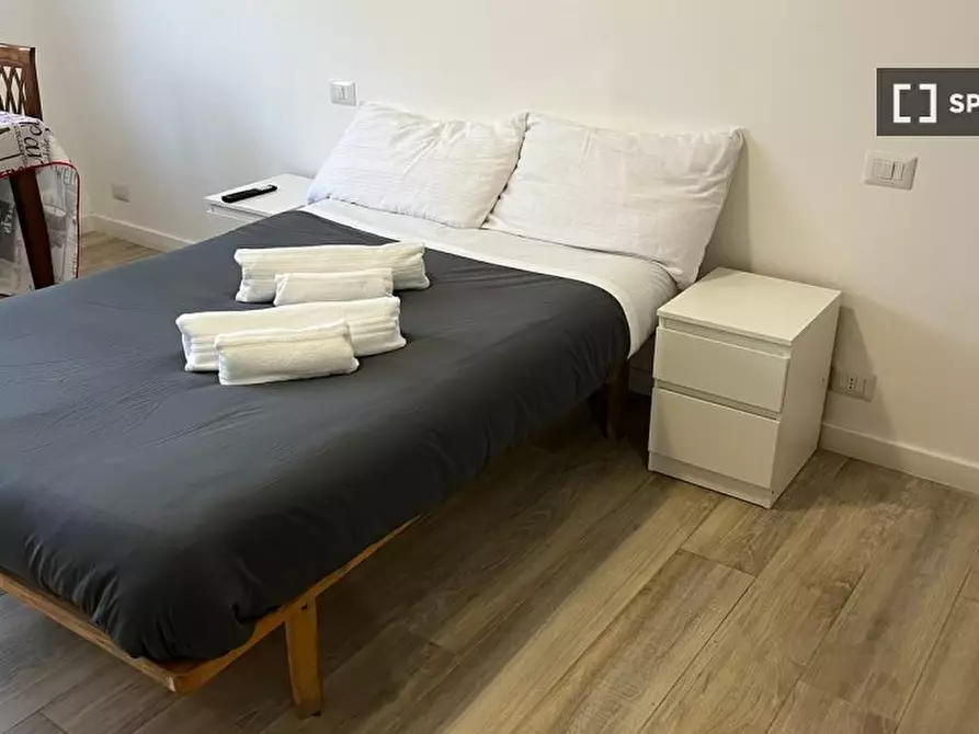 Immagine 2 di Camera condivisa in affitto  in Via Cerreto di Spoleto a Roma