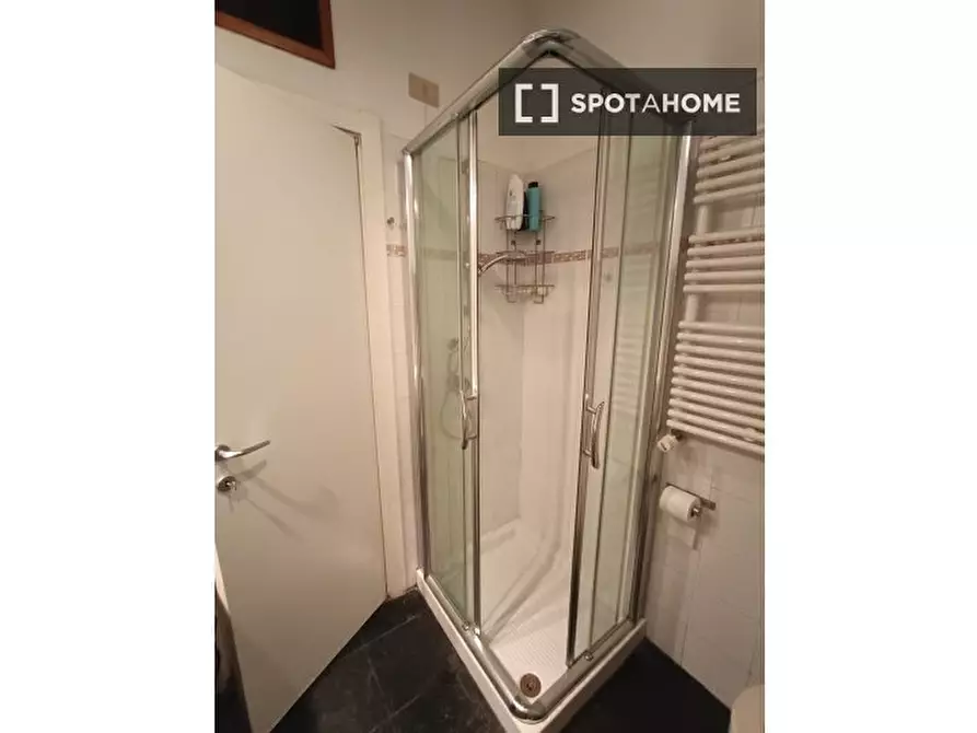 Immagine 11 di Ufficio in affitto  in Viale Cassala a Milano