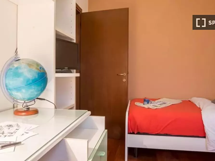 Immagine 8 di Appartamento in affitto  in Via Francesco Caracciolo a Milano