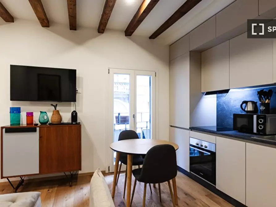 Immagine 1 di Appartamento in affitto  in Via Bezzecca a Milano