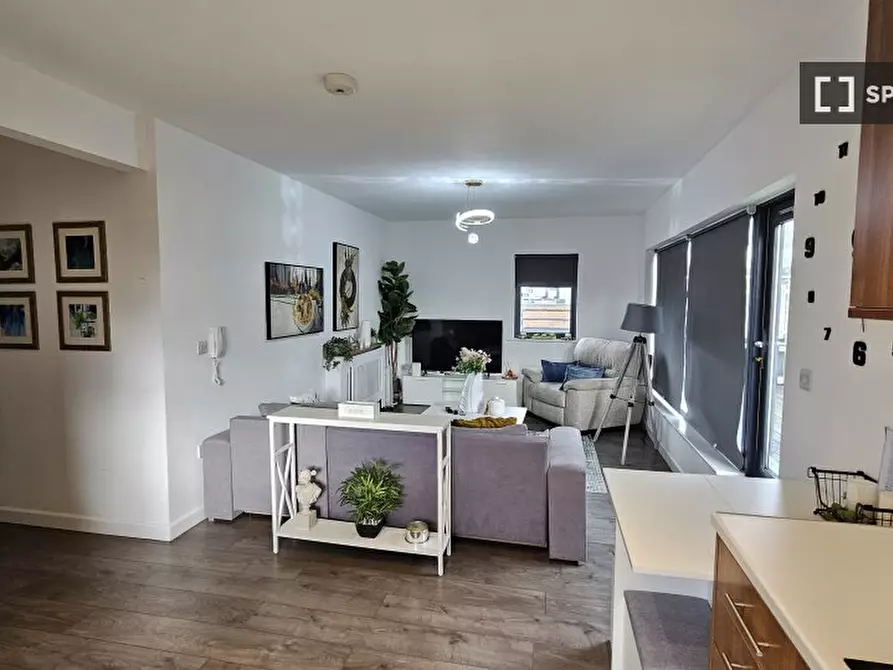 Immagine 10 di Appartamento in affitto  in Sunningdale Gardens a Brent