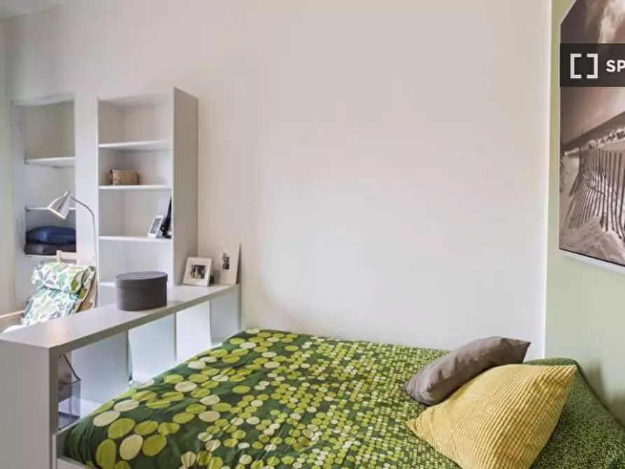 Immagine 1 di Camera condivisa in affitto  in Viale Carlo Espinasse a Milano