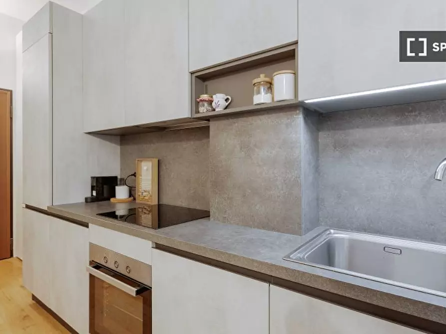 Immagine 11 di Appartamento in affitto  in Via Disciplini a Milano
