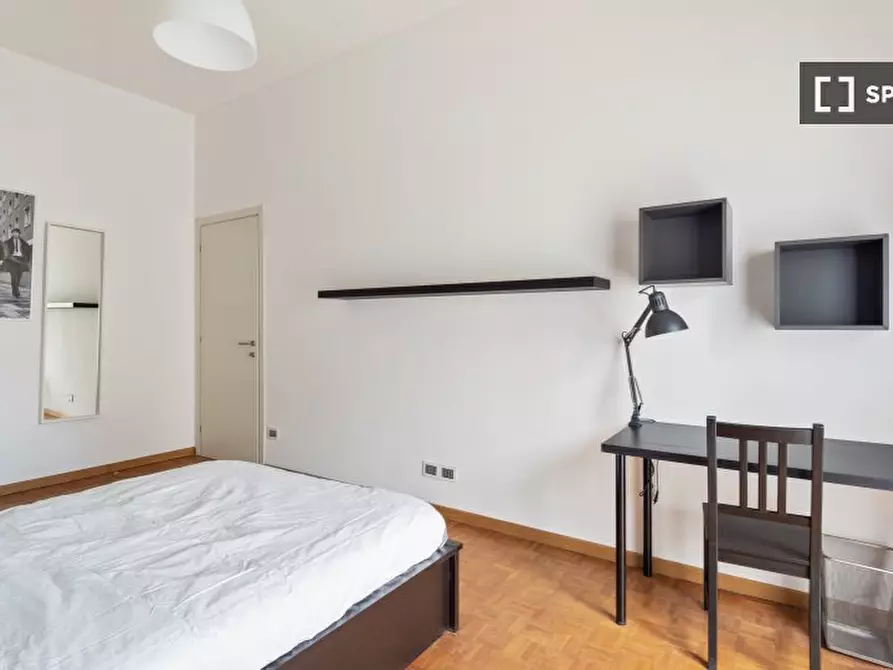 Immagine 4 di Camera condivisa in affitto  in Via Orti a Milano