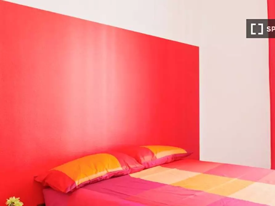 Immagine 2 di Camera condivisa in affitto  in Viale Tunisia a Milano