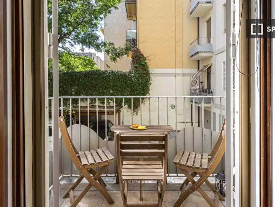 Immagine 11 di Appartamento in affitto  in Via Agnolo Poliziano a Firenze