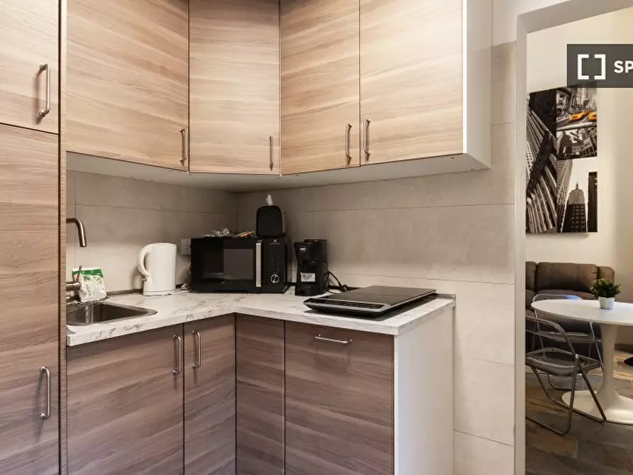 Immagine 16 di Ufficio in affitto  in Via Antonio Tolomeo Trivulzio a Milano