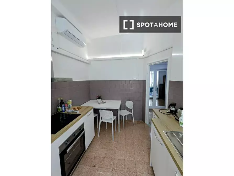 Immagine 5 di Appartamento in affitto  in Via Gaspare Finali a Roma