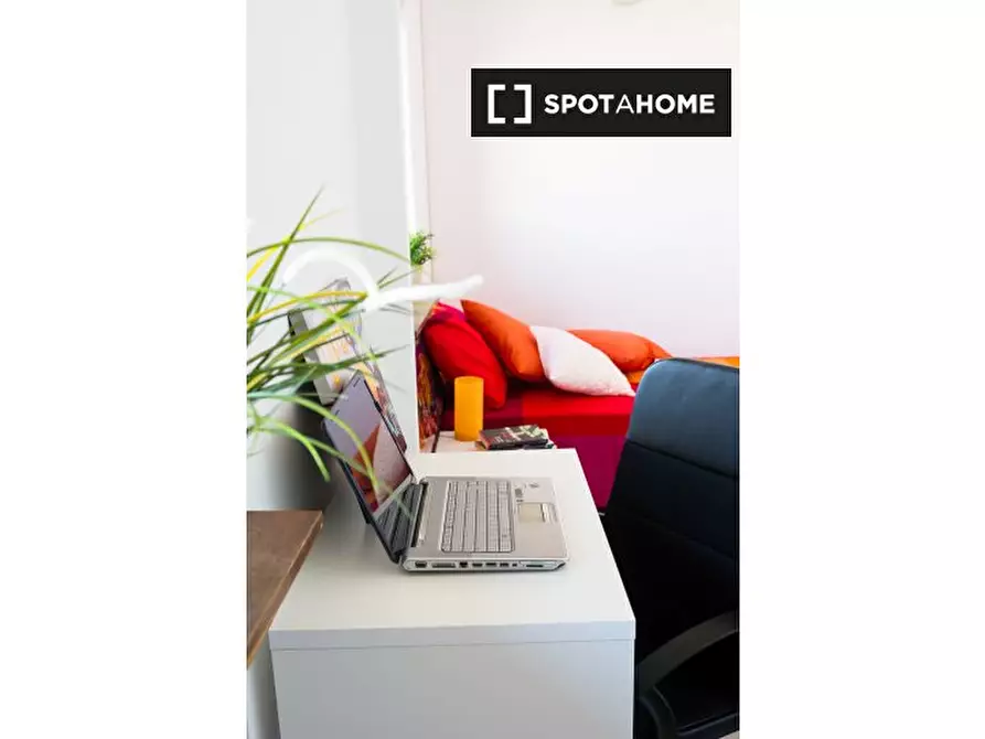 Immagine 2 di Camera condivisa in affitto  in Via Giovanni Argentero a Torino