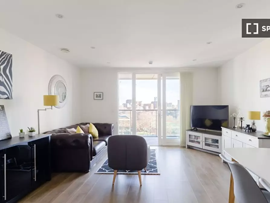 Immagine 1 di Appartamento in affitto  in flat a Poplar
