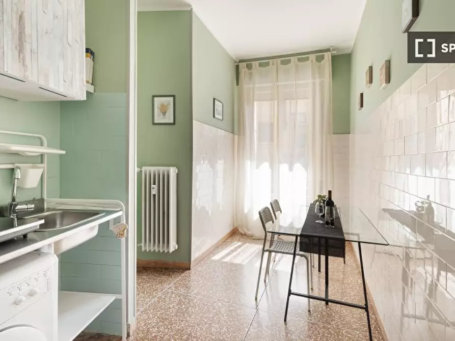 Immagine 10 di Camera condivisa in affitto  in Via Porrettana a Bologna