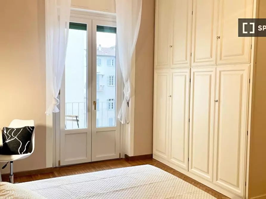 Immagine 7 di Camera condivisa in affitto  in LUNGARNO VESPUCCI a Firenze