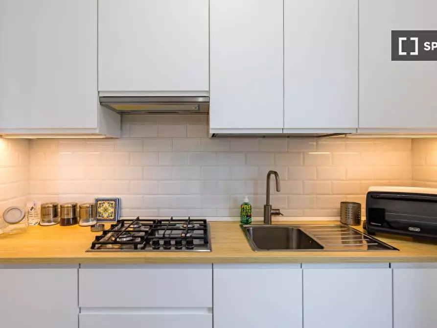 Immagine 7 di Appartamento in affitto  in Via Nuova San Rocco a Napoli