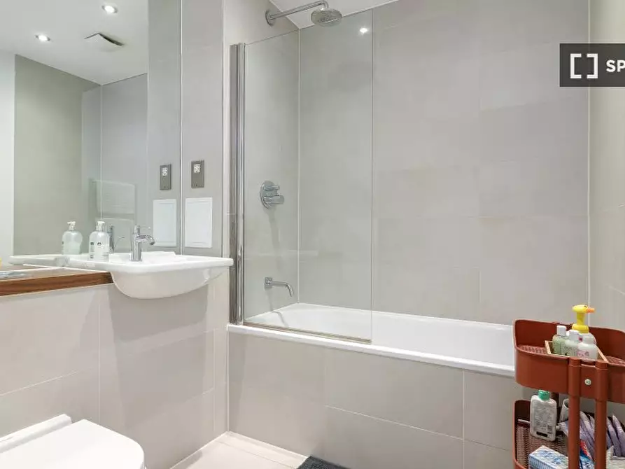 Immagine 4 di Appartamento in affitto  in Green Lanes a Hackney
