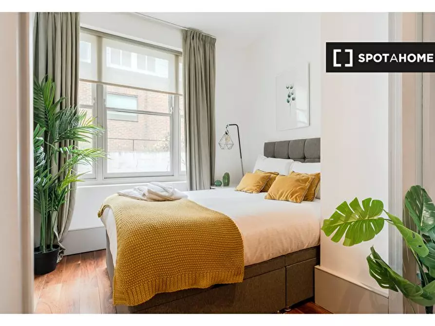 Immagine 19 di Appartamento in affitto  in Apartment a Kensington