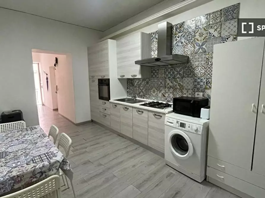 Immagine 1 di Appartamento in affitto  in Via Cangiani a Napoli