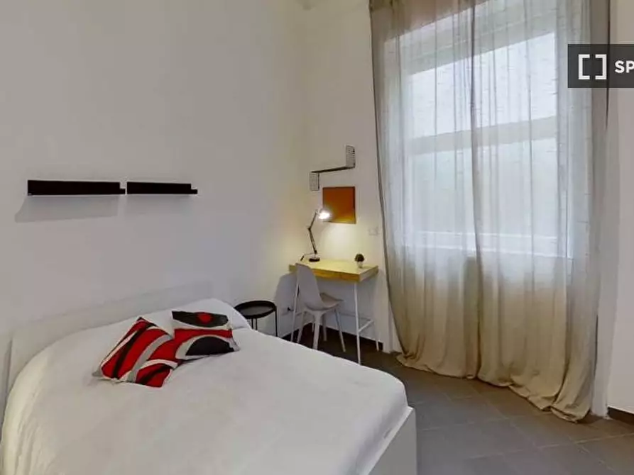 Immagine 12 di Camera condivisa in affitto  in Via Gualtiero Castellini a Roma