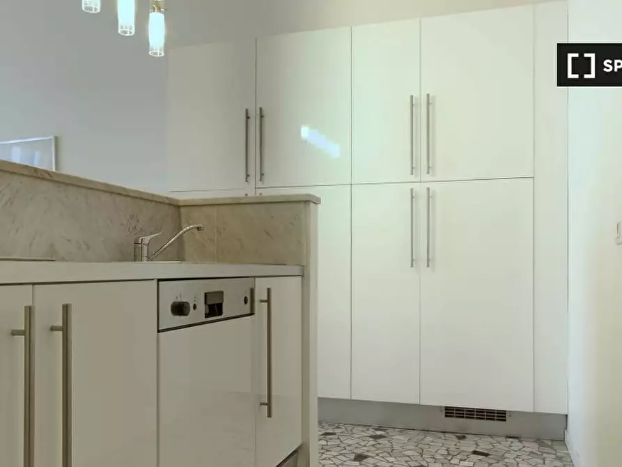 Immagine 4 di Appartamento in affitto  in Piazza Luigi di Savoia a Milano