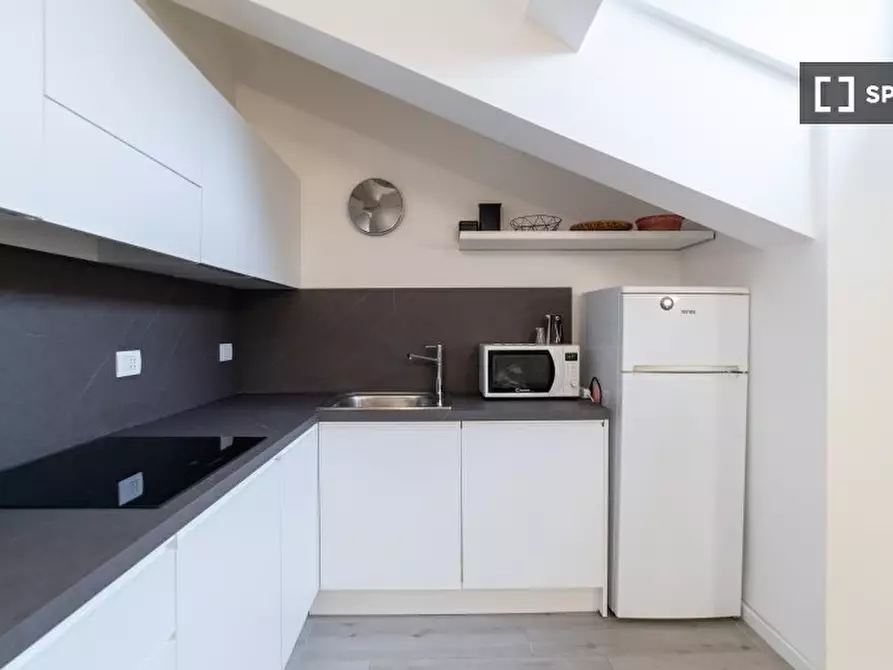 Immagine 8 di Ufficio in affitto  in V. Adige a Milano