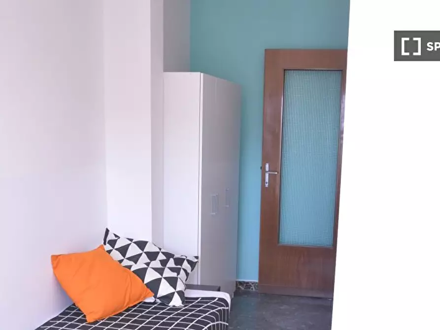 Immagine 13 di Camera condivisa in affitto  in Via dei Passeri a Cagliari