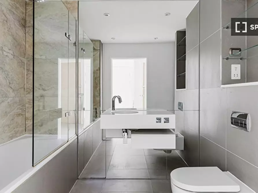 Immagine 12 di Appartamento in affitto  in Pear Tree St a Islington