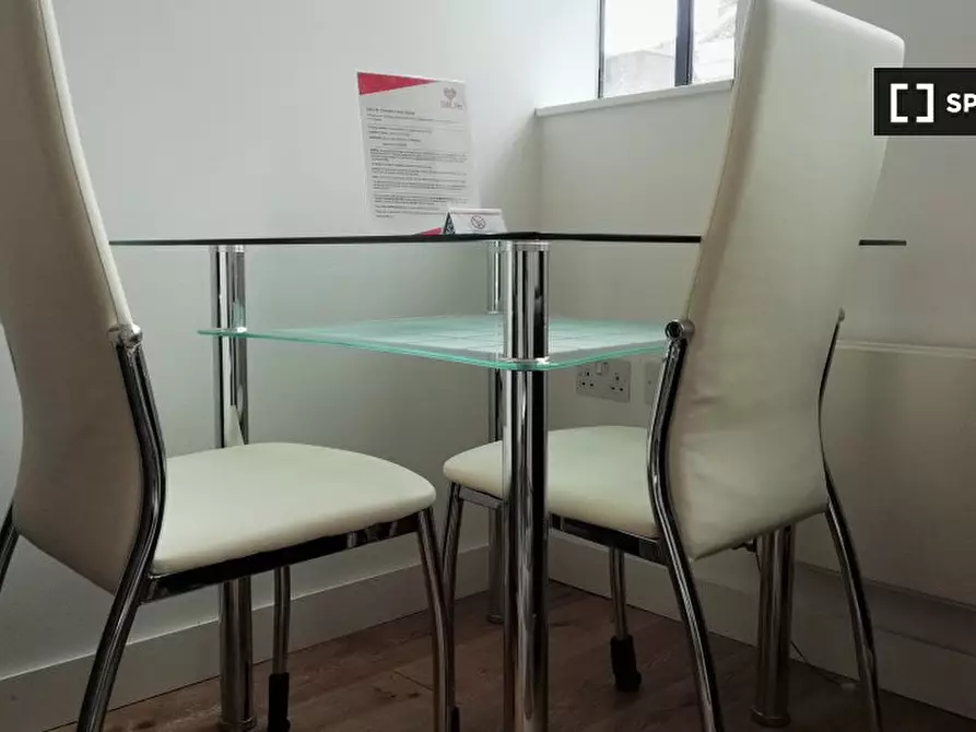 Immagine 3 di Appartamento in affitto  in Leather Ln a Islington