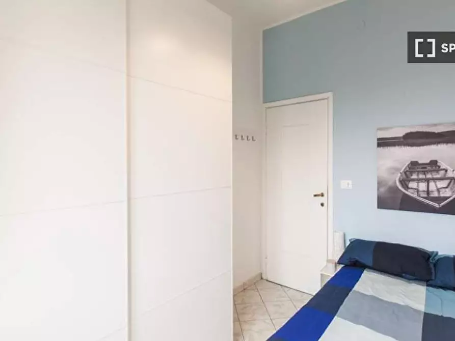 Immagine 1 di Camera condivisa in affitto  in Via Salvatore Barzilai a Milano