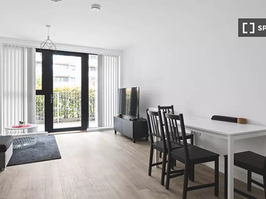 Immagine 8 di Appartamento in affitto  in Lakeside Dr a Brent