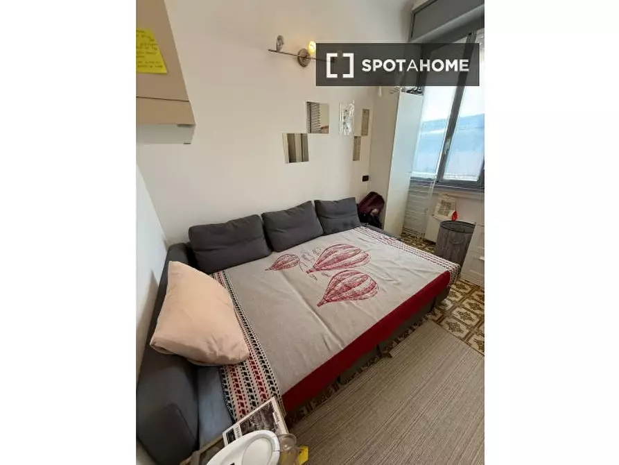 Immagine 4 di Camera condivisa in affitto  in Via Luigi Mercantini a Milano