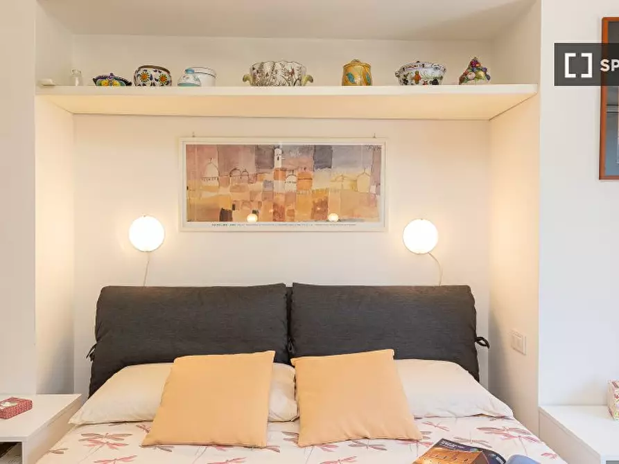 Immagine 17 di Appartamento in affitto  in Viale Giulio Cesare a Roma