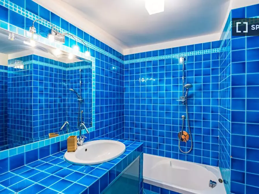 Immagine 17 di Appartamento in affitto  in Via Avellino a Tarsia a Napoli