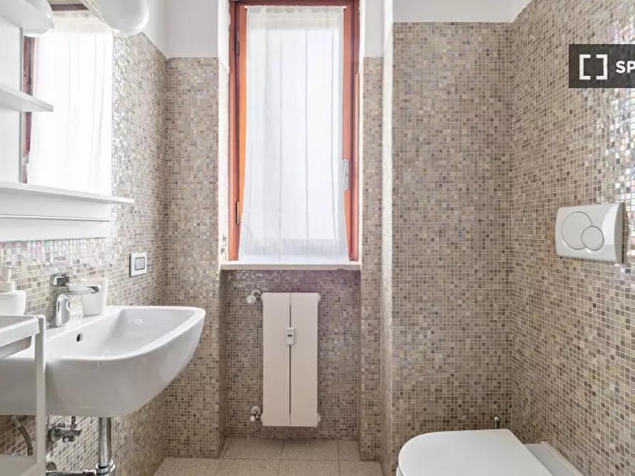 Immagine 11 di Camera condivisa in affitto  in Via Orti a Milano